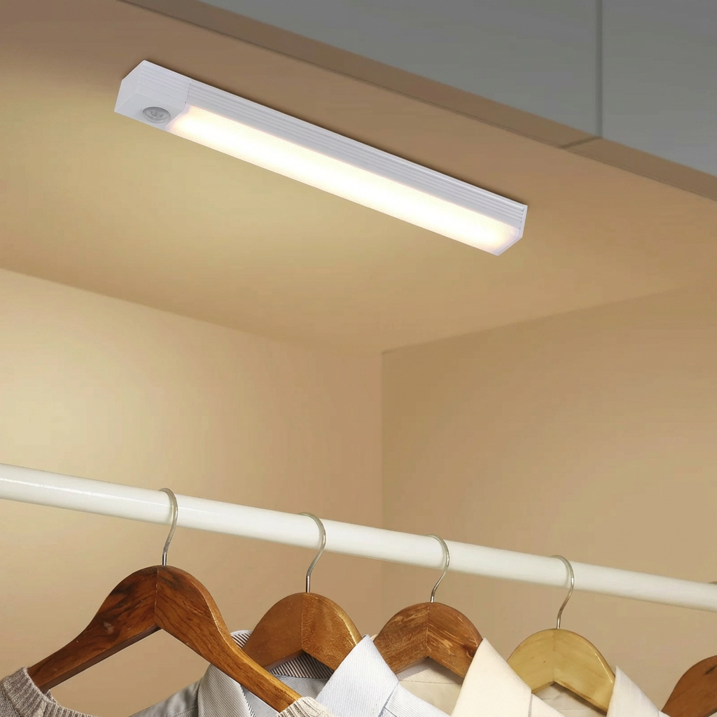 GlowSense Motion Light
