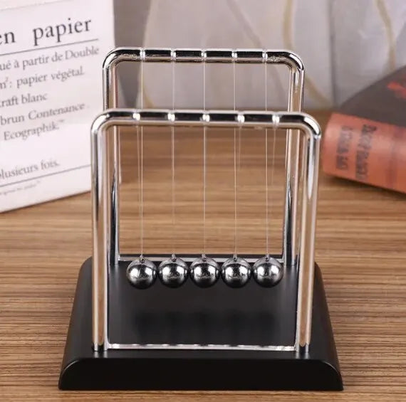 MotionSphere™ Newton’s Cradle